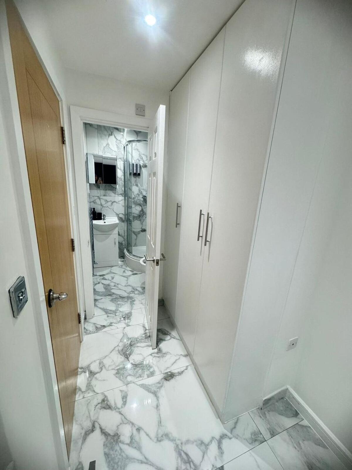 Tina Guest House Лондон Экстерьер фото